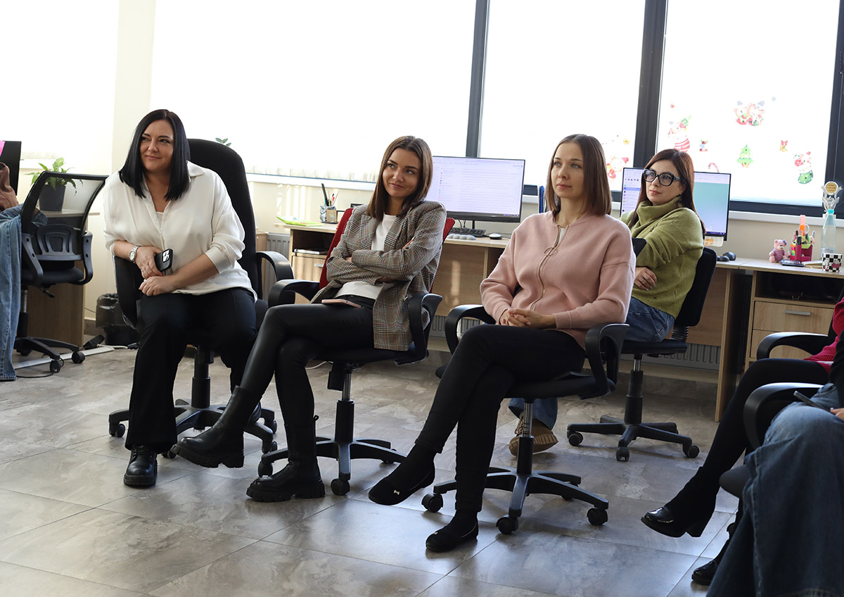 Во Владимире обсудили роль и место эмоций в бизнесе и юриспруденции