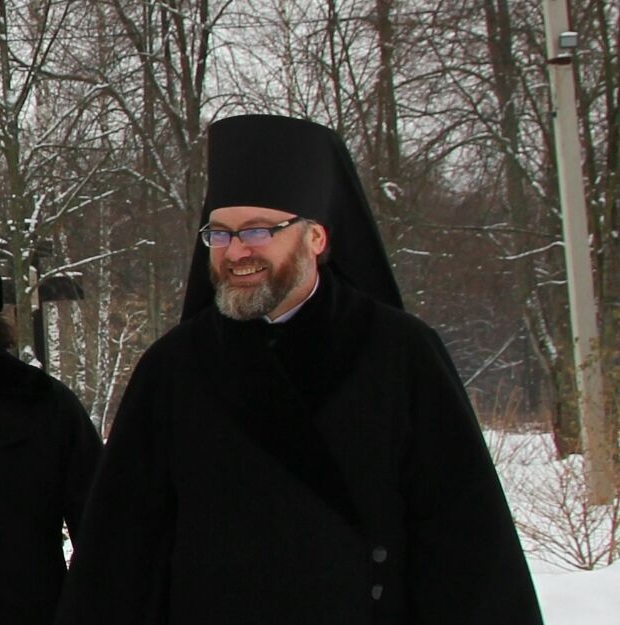 Трудовые будни оборотней в рясах